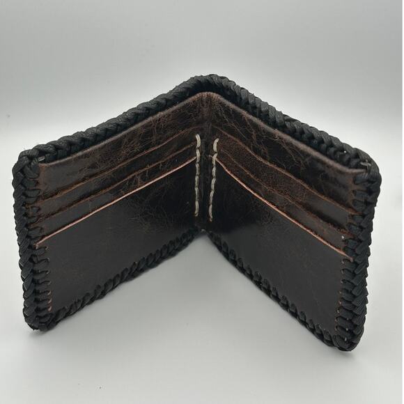 Oaxaca Handmade Beige Leather Bifold Wallet with Black Stitching - Picture 6 of 6